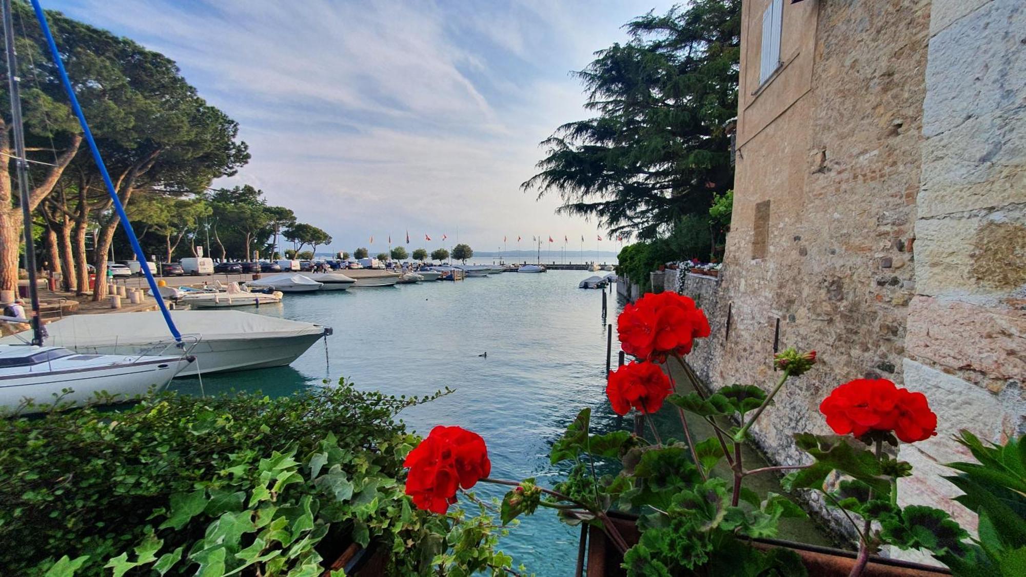 Ferienwohnung Sirmione4U - Domus By The Castle Exterior foto